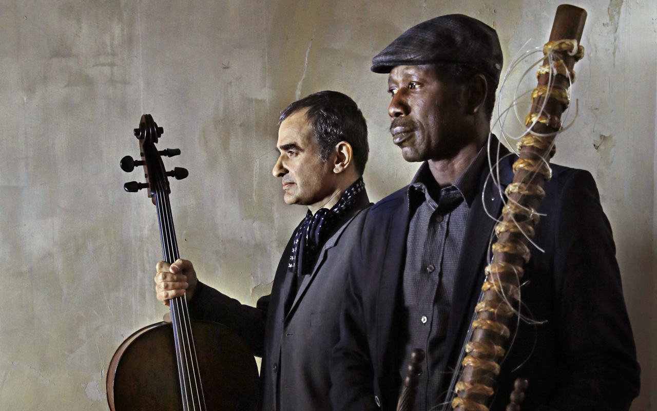 Ballake Sissoko & Vincent Segal perform at the 2017 Earshot Jazz Festival
