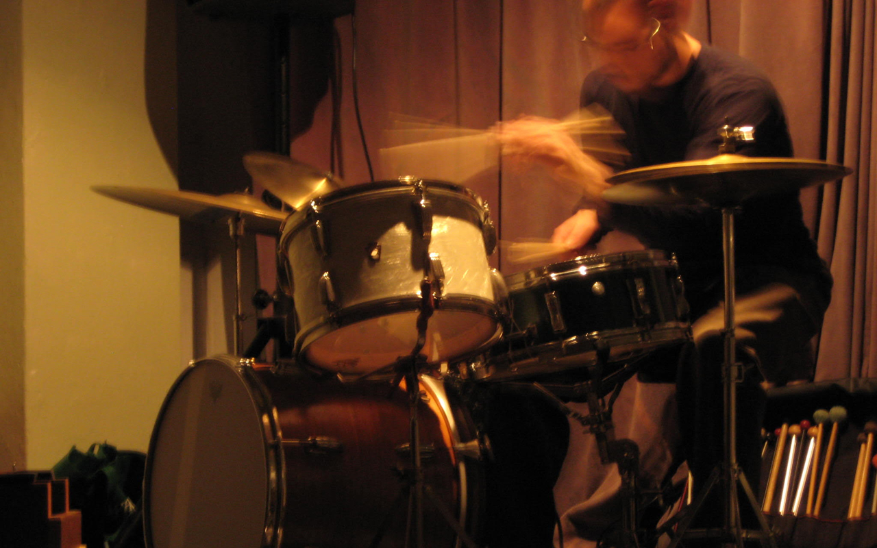 Paul Kikuchi performs at the 2017 Earshot Jazz Festival